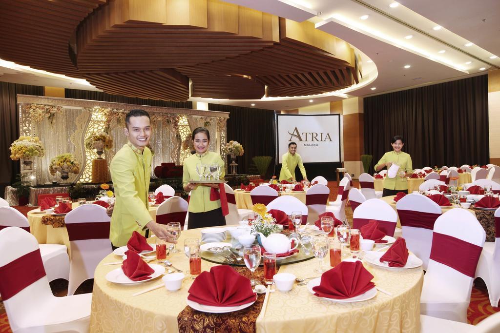 Atria Hotel Malang Exteriör bild